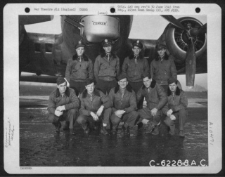 Lt Wineinger and Crew 29-12-44.jpg